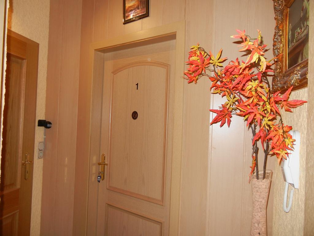 Gaestehaus Monika Hornbach Room photo